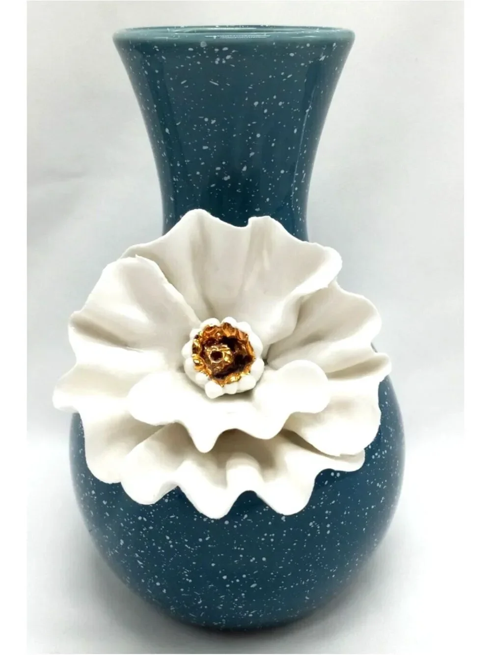 Anthropologie Speckled Dark Teal Vase With Large 3D White Flower 8 Inches Tall